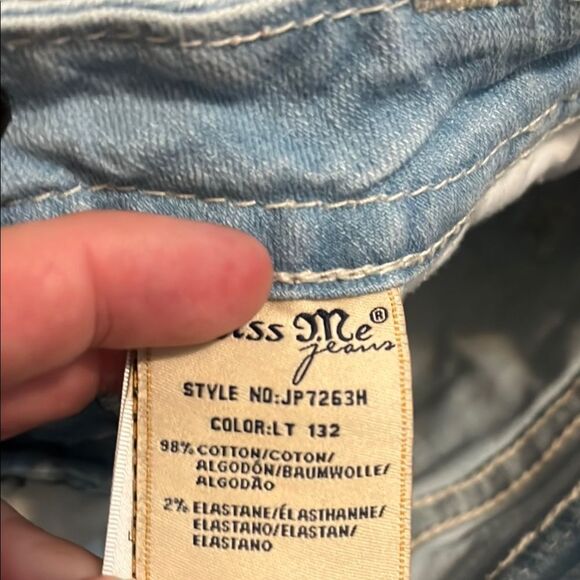 Miss Me Blue Daisy Flower Denim Distressed Shorts Boho Contemporary Festival - Picture 11 of 11